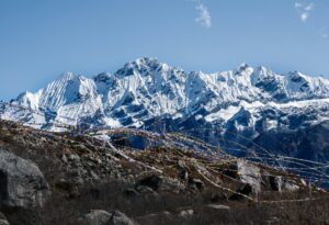 on the way to kyanjin ri langtang national park